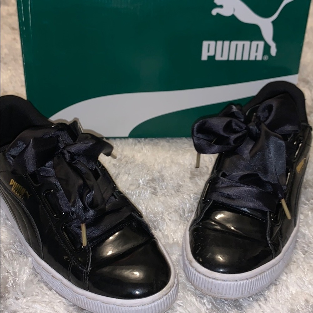 Black Patent Leather Puma Gym Shoes